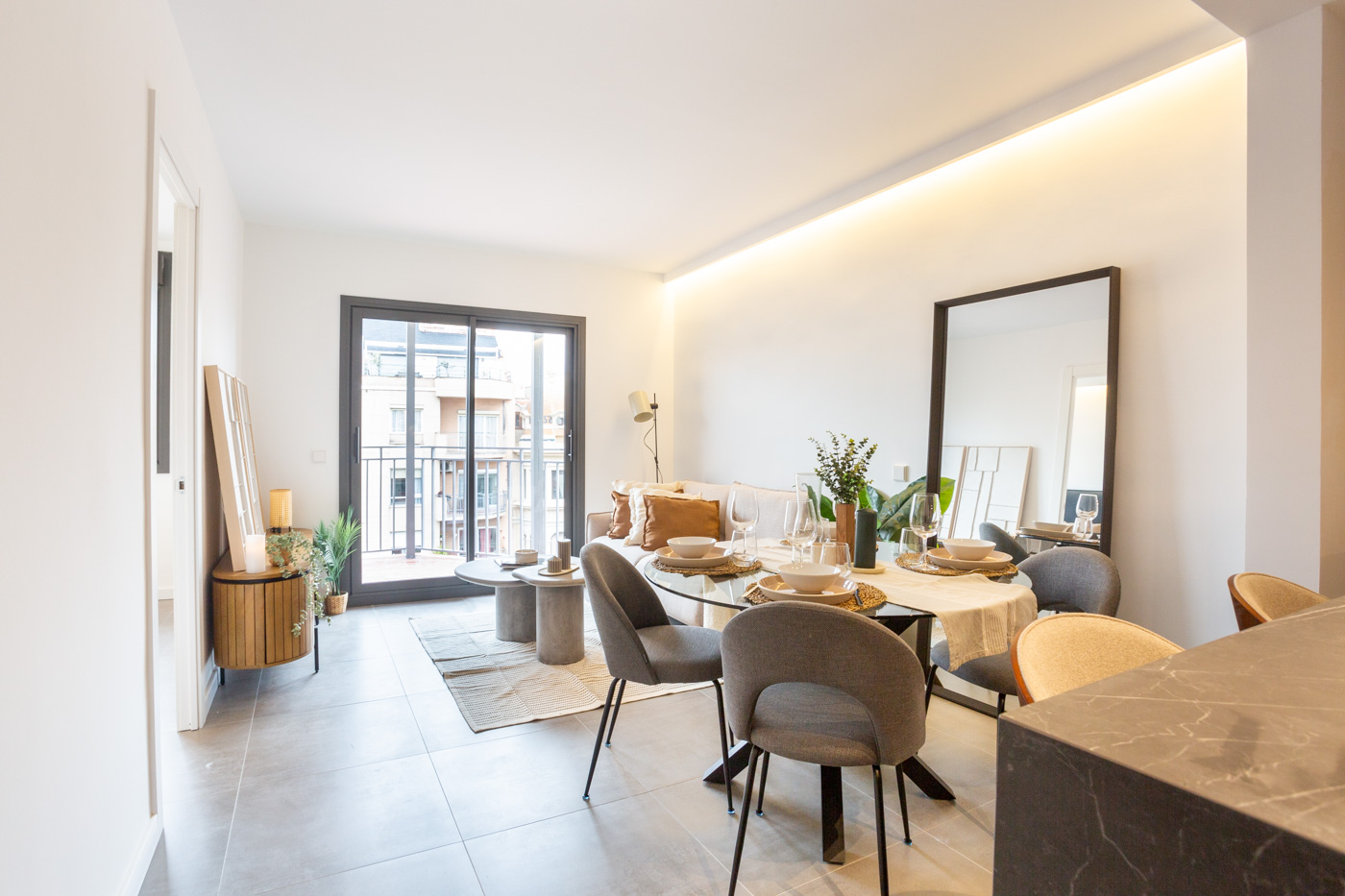 Loft-desarrollos-viviendas-rehabilitadas-con-diseño-pisos-en-España-proyectos-arago-1