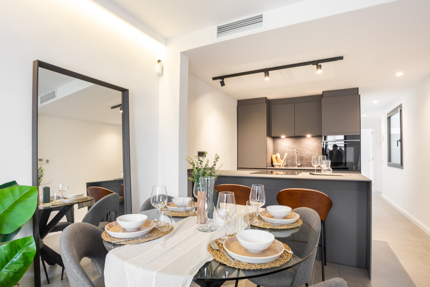 Loft-desarrollos-viviendas-rehabilitadas-con-diseño-pisos-en-España-proyectos-arago-2