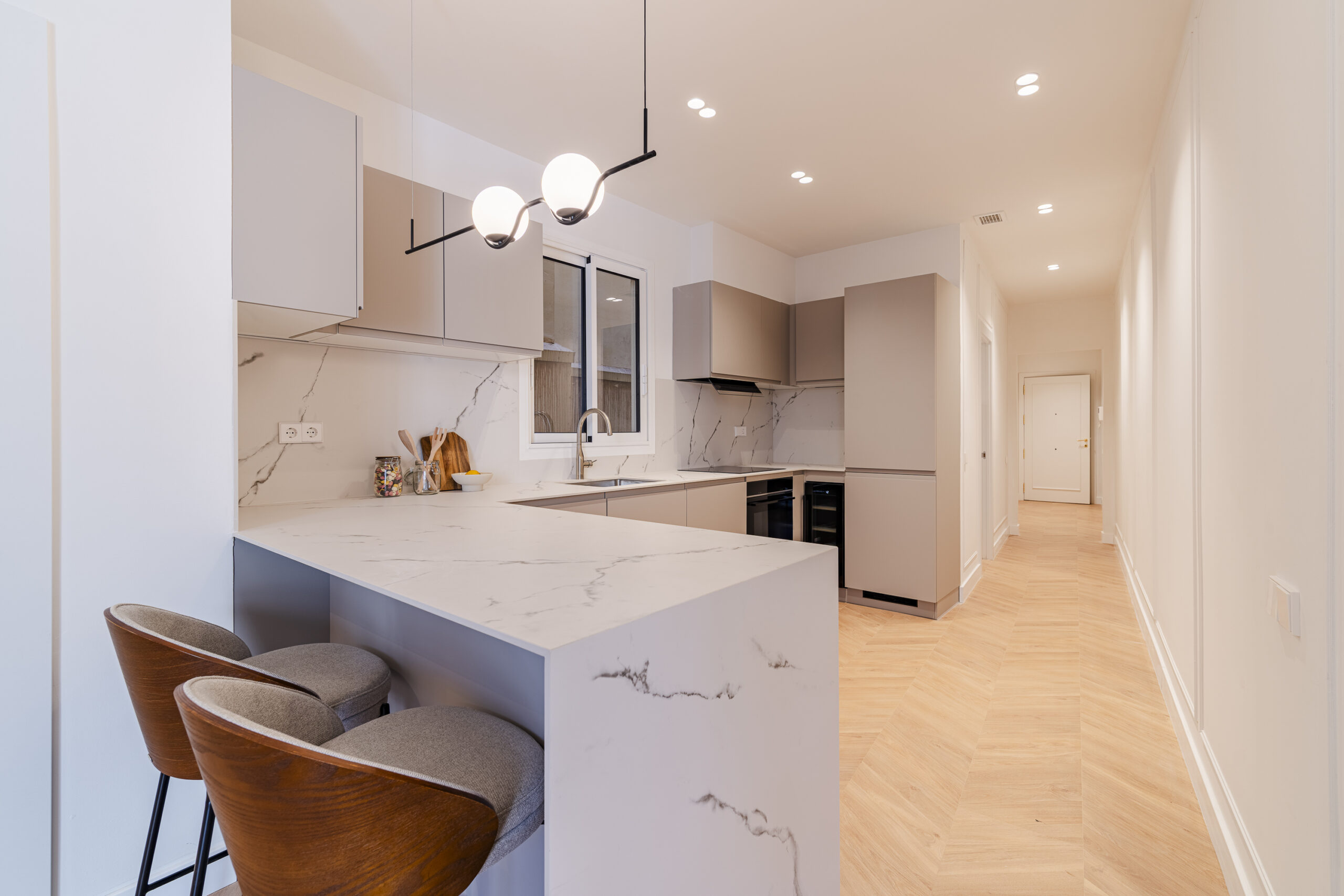 Loft-desarrollos-viviendas-rehabilitadas-con-diseño-pisos-en-España-proyectos-via-laietana-5