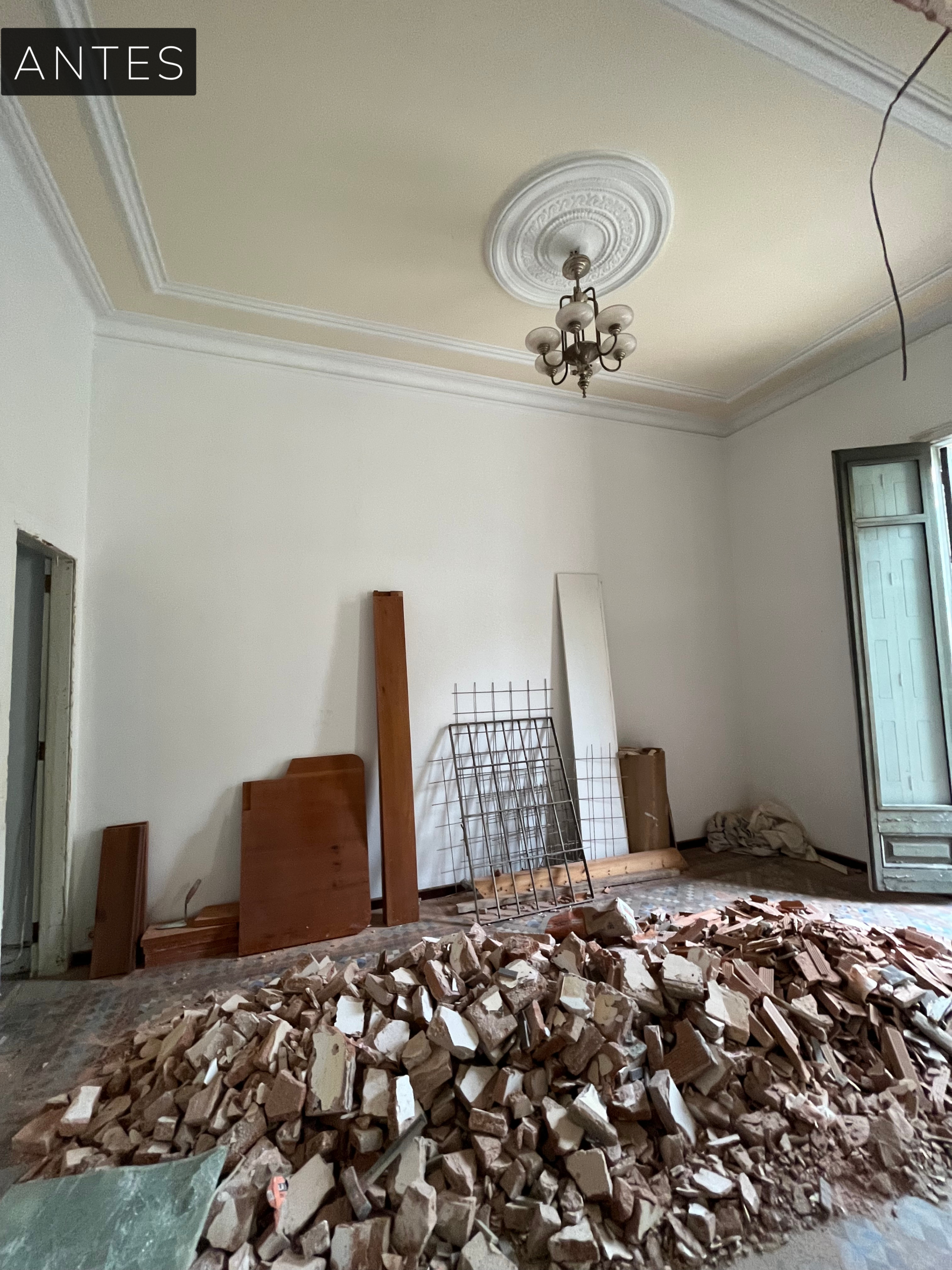 Loft-desarrollos-viviendas-rehabilitadas-con-diseño-pisos-en -España-rehabilitación-antes-rambla-3